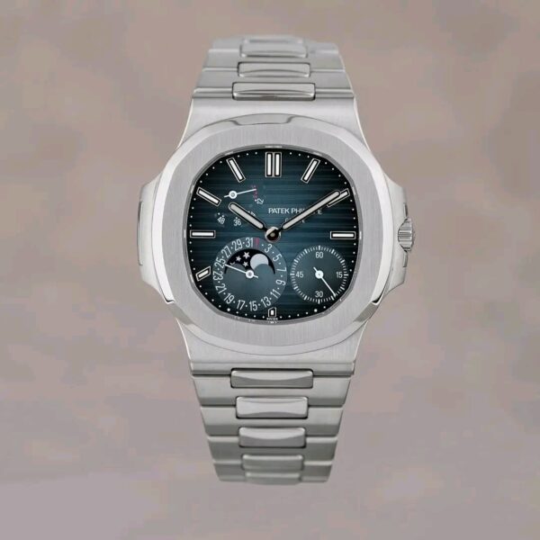 Nautilus (Patek Philippe style)